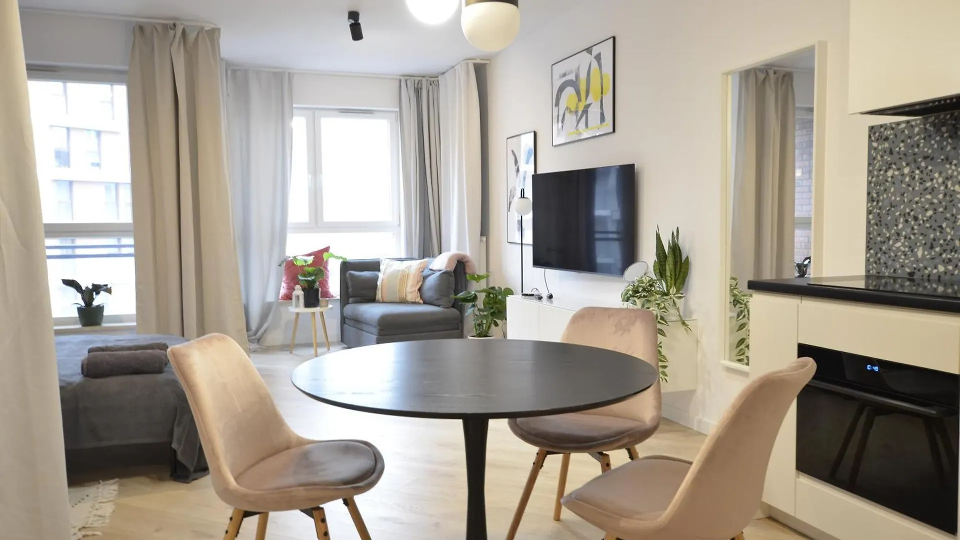 Private Parking, Secure Building - Central Apartments Old Town & Main Station Gdańsk