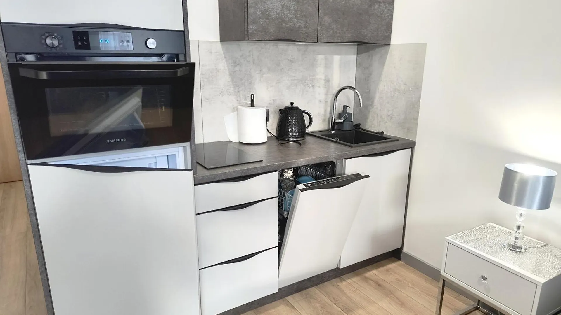 Private Parking, Secure Building - Central Apartments Old Town & Main Station Gdańsk