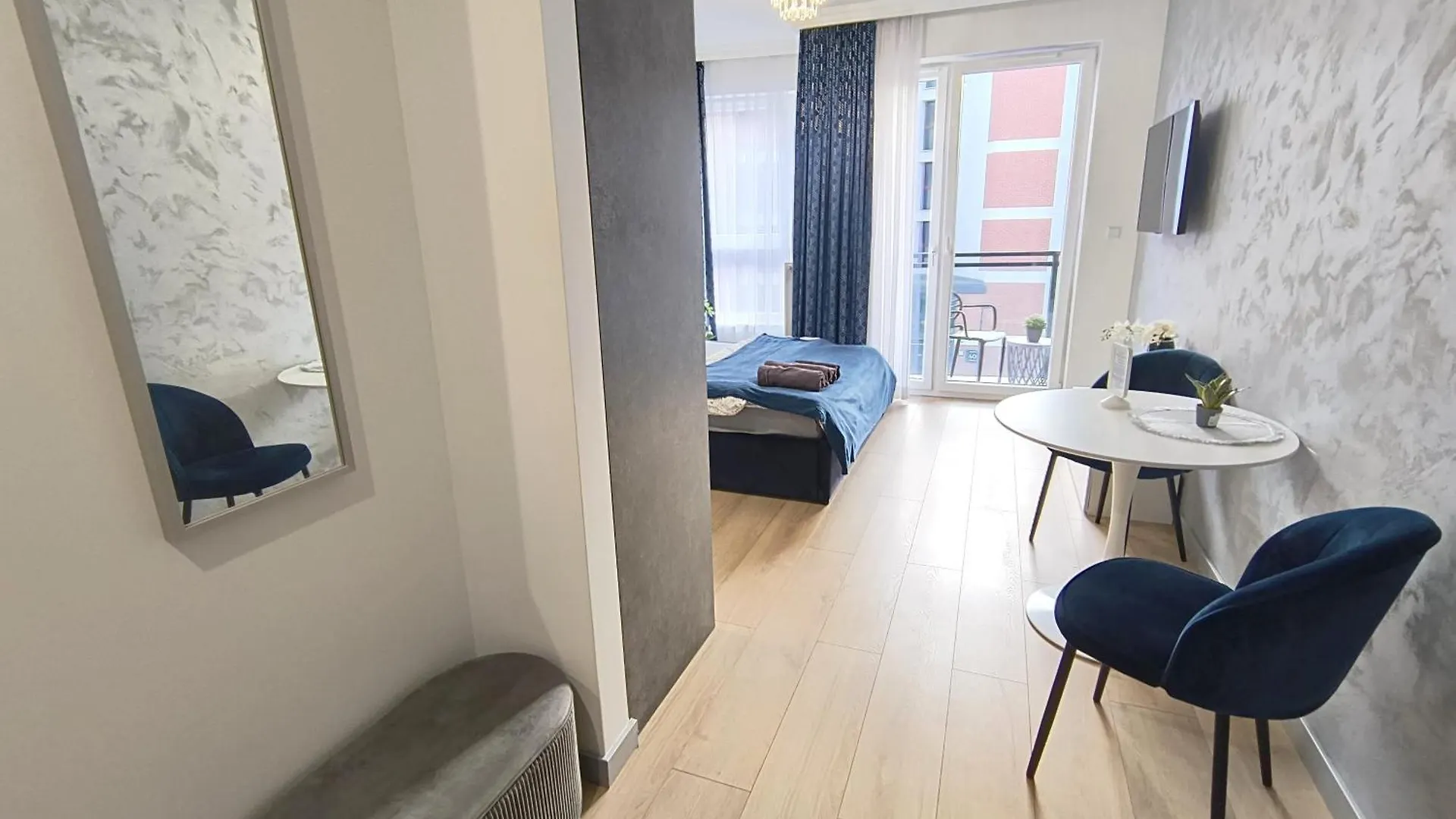 Private Parking, Secure Building - Central Apartments Old Town & Main Station Gdańsk