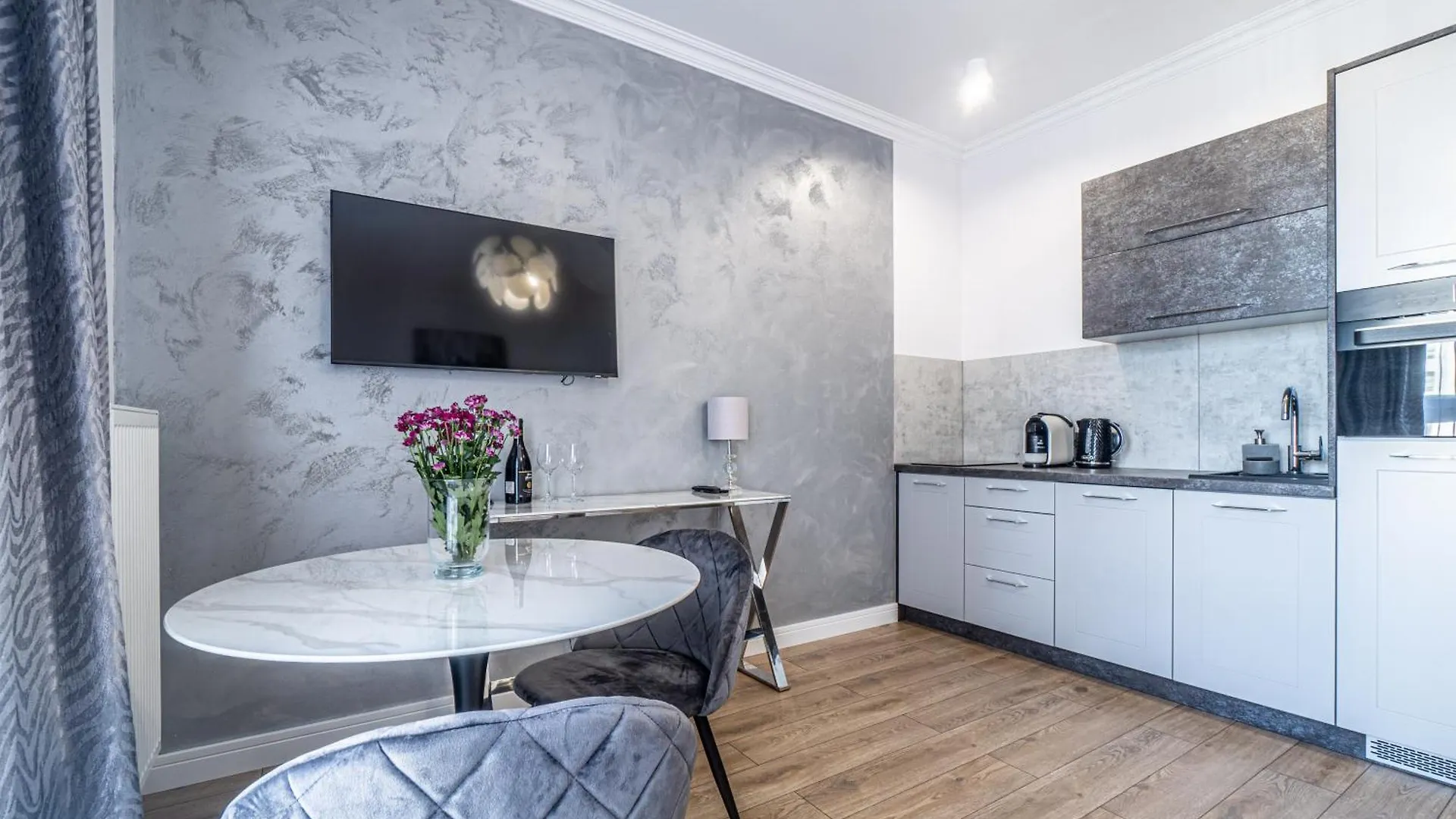 Private Parking, Secure Building - Central Apartments Old Town & Main Station Gdaňsk 0*,  Polsko