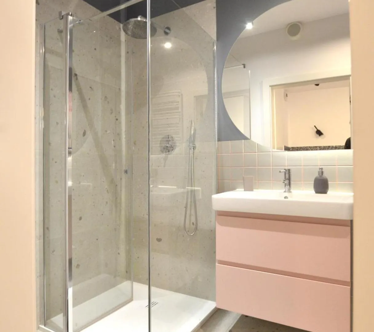 Private Parking, Secure Building - Central Apartments Old Town & Main Station Gdaňsk